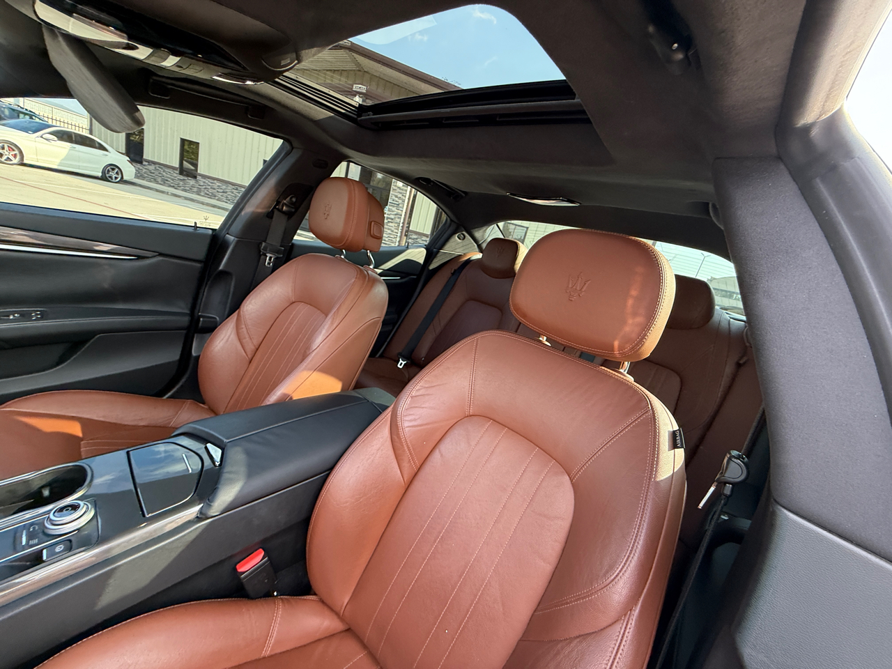 2017 Maserati Ghibli Base photo 10