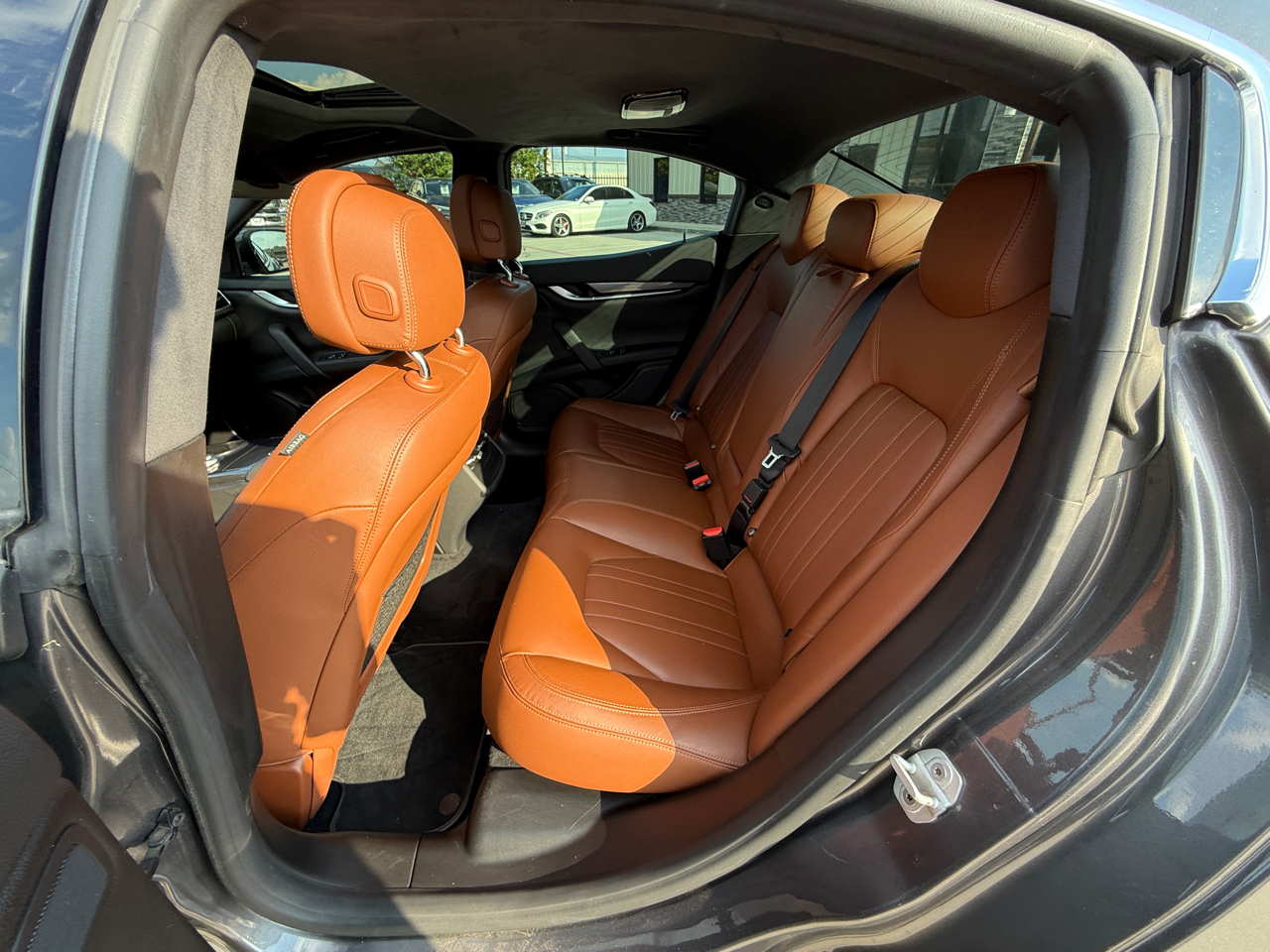 2017 Maserati Ghibli Base photo 12