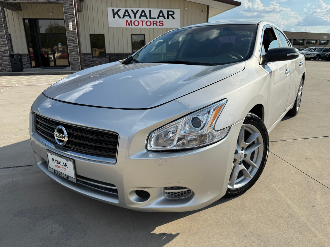 Nissan Maxima SV 2011