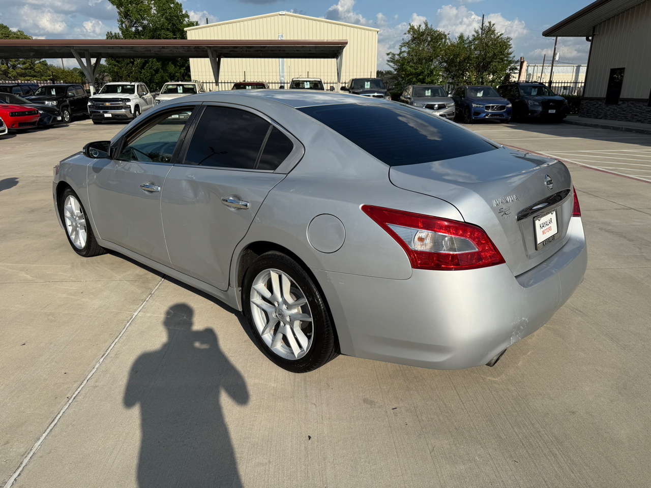 Nissan Maxima SV 2011