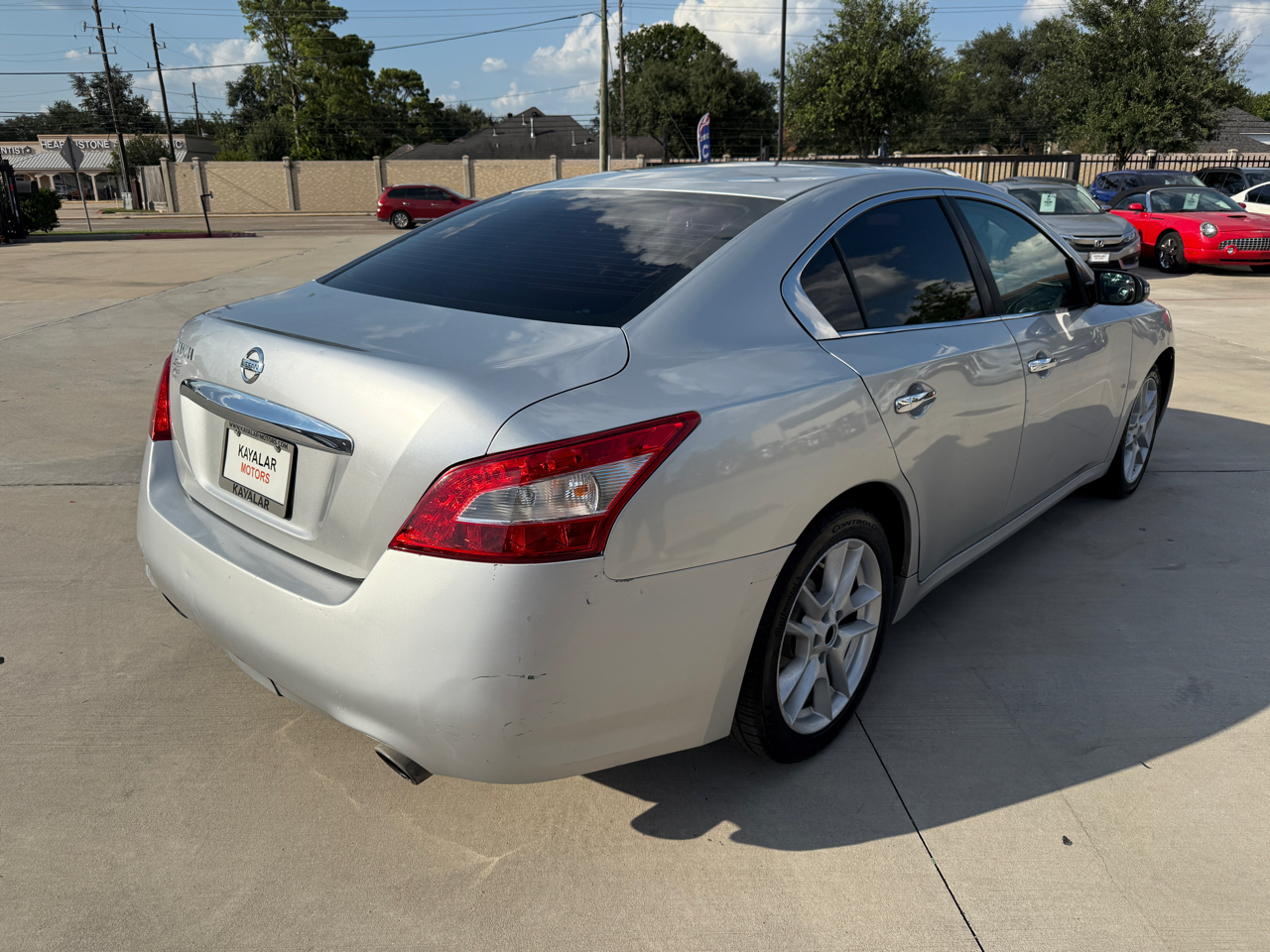 Nissan Maxima SV 2011