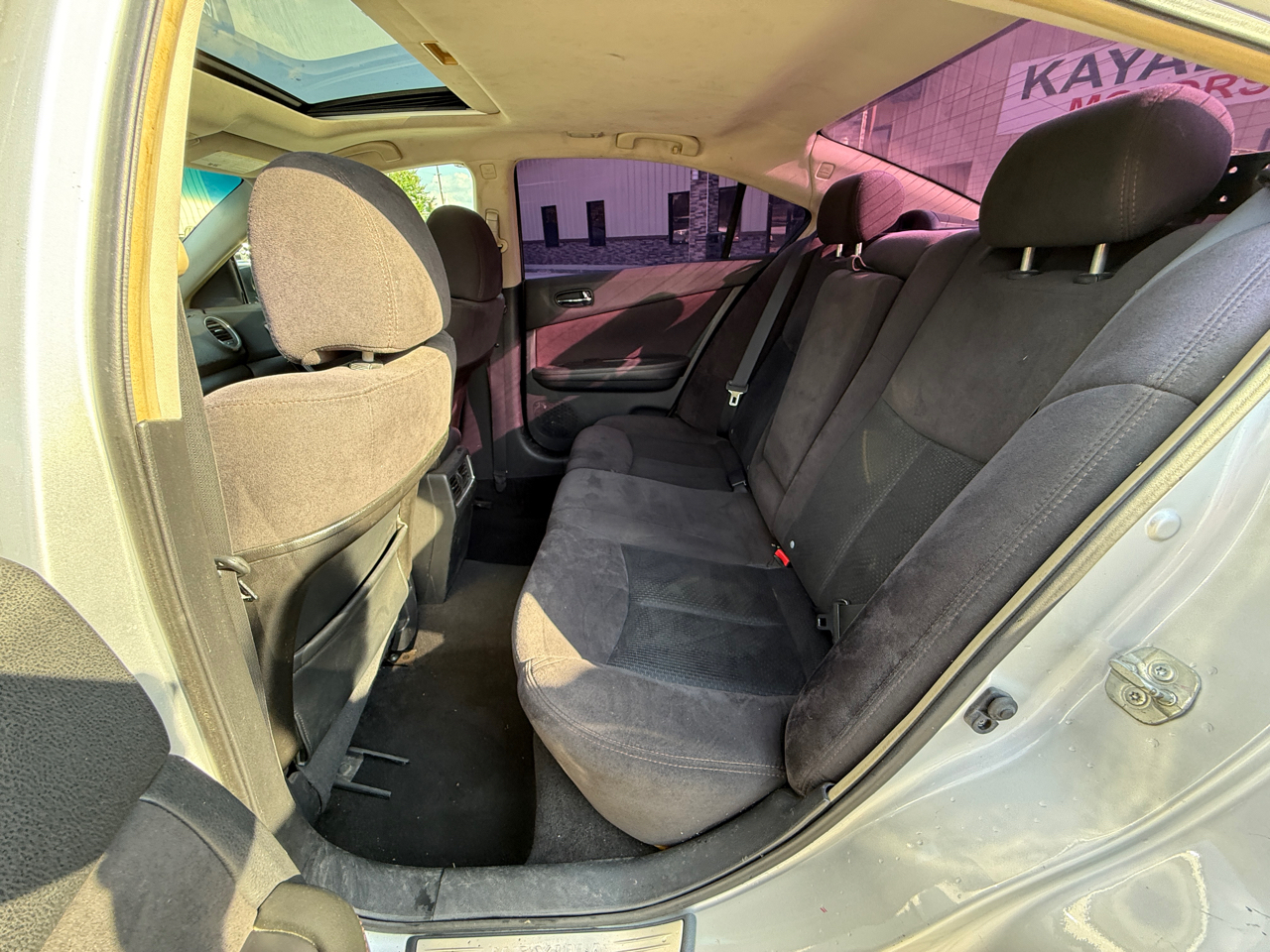 Nissan Maxima SV 2011