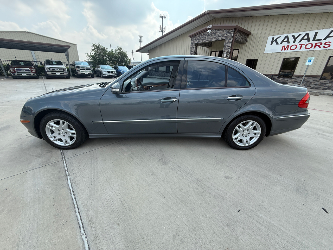 2007 Mercedes Benz E 320 BlueTEC photo 3
