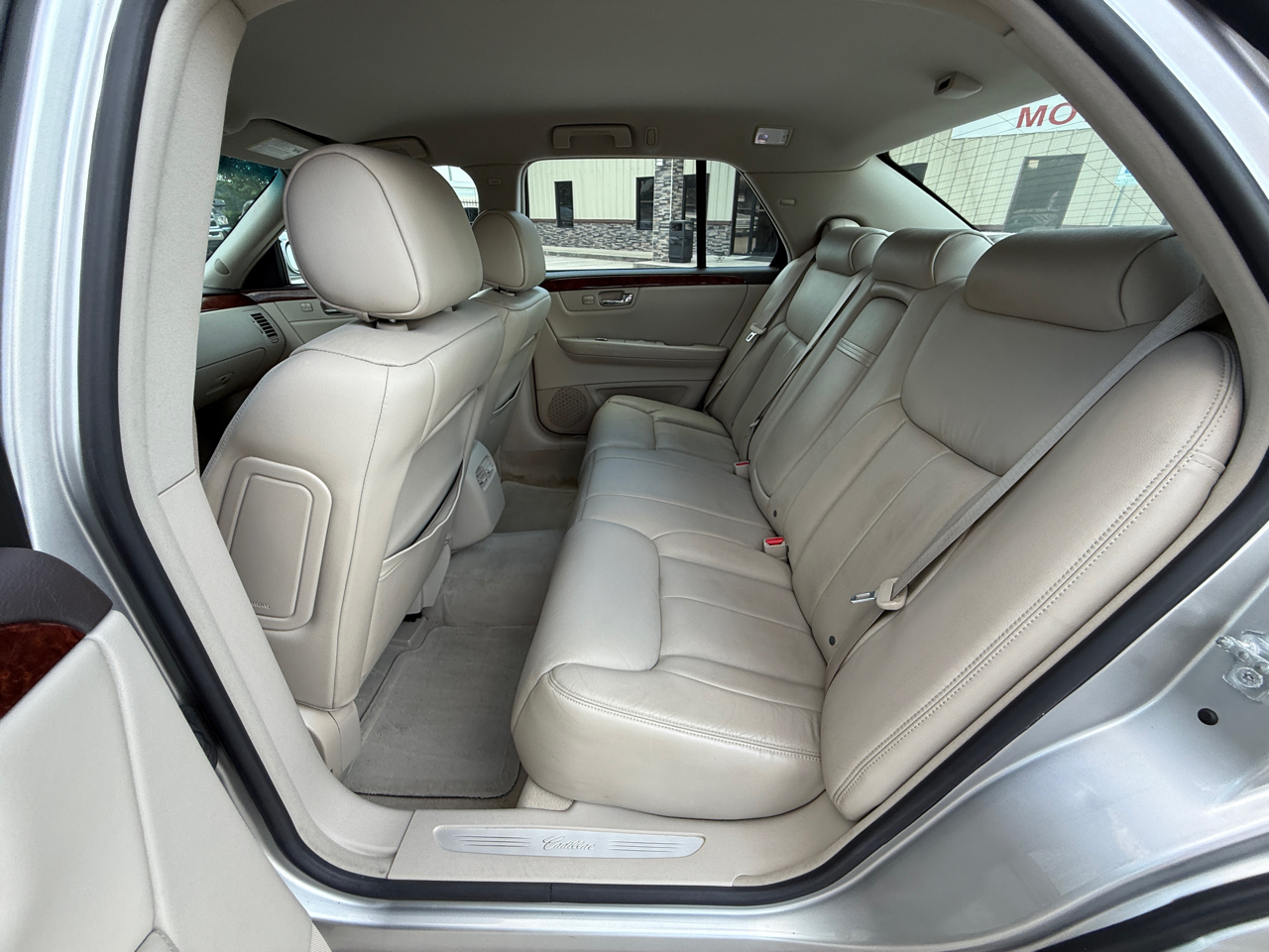 2007 Cadillac DTS photo 7
