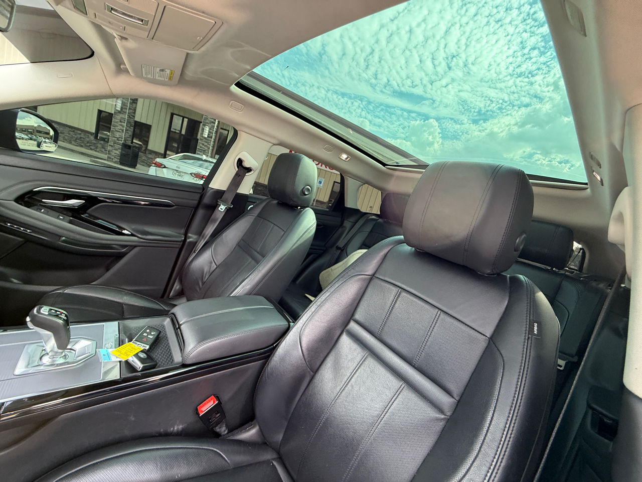 2020 Land Rover Range Rover Evoque S photo 10