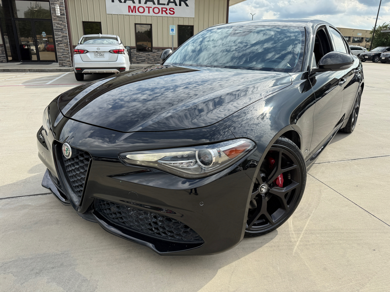 2020 Alfa Romeo Giulia Base photo 2