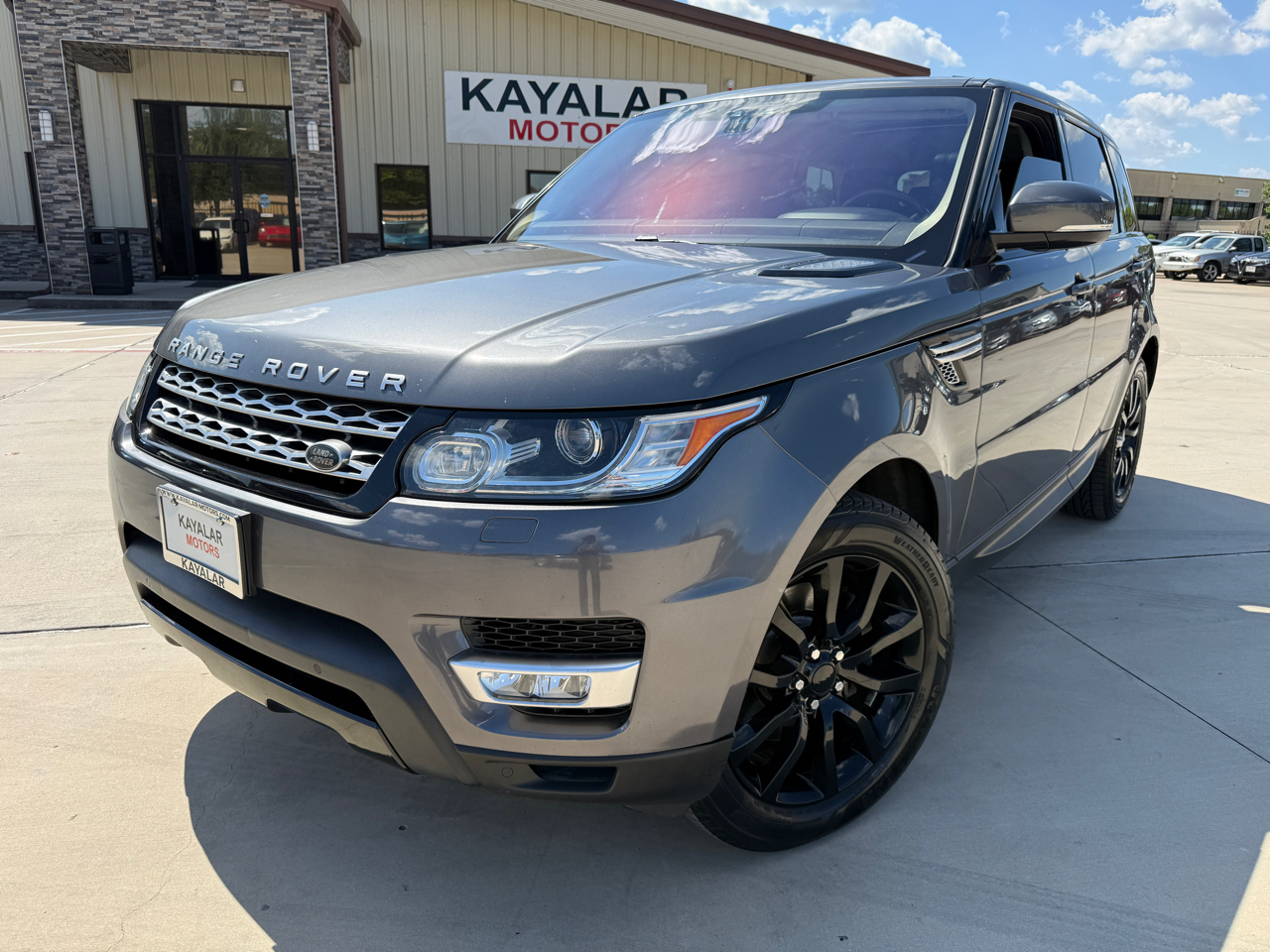 2017 Land Rover Range Rover Sport HSE photo 2
