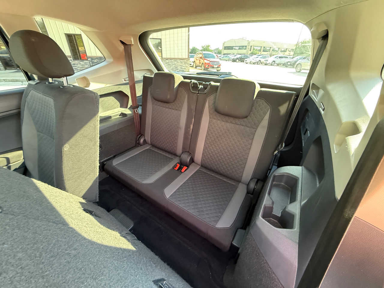 Volkswagen Tiguan S 2018