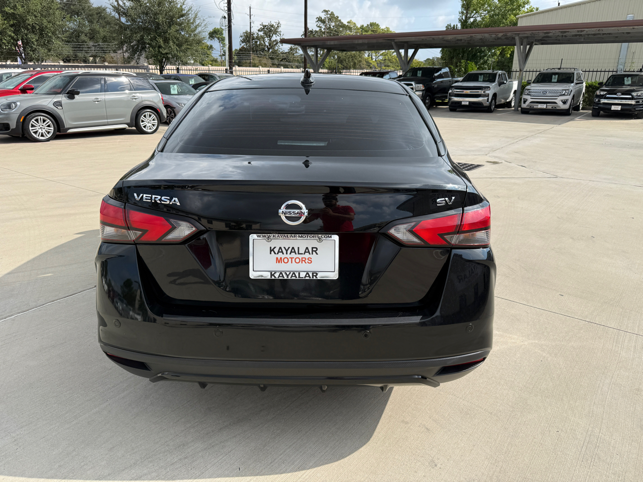Nissan Versa SV 2021