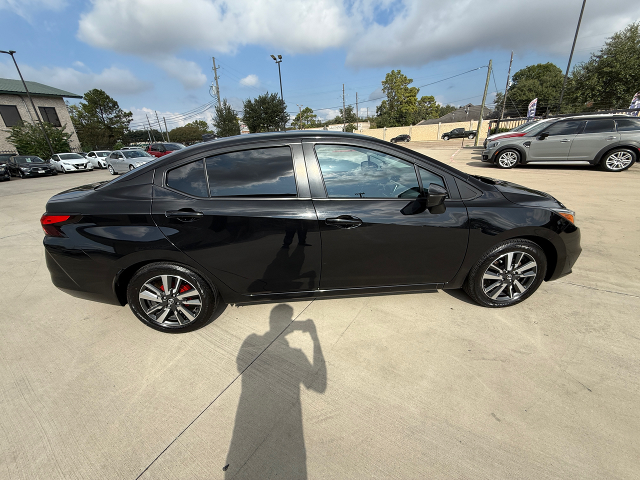 Nissan Versa SV 2021