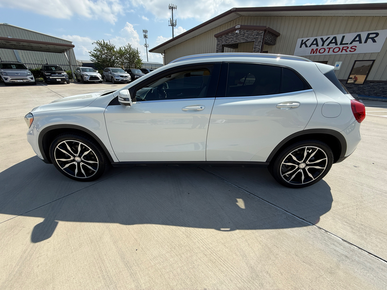 Mercedes-Benz GLA-Class GLA250 4MATIC 2015