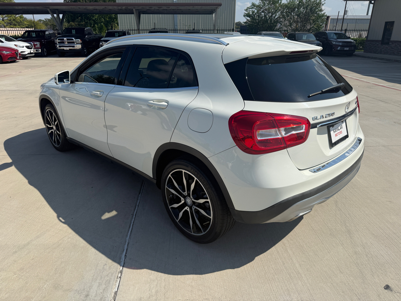 Mercedes-Benz GLA-Class GLA250 4MATIC 2015