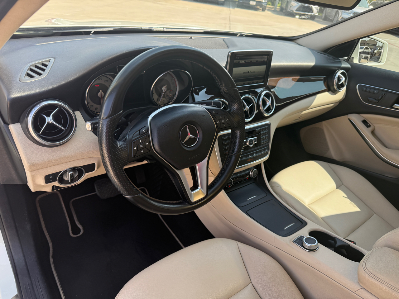 Mercedes-Benz GLA-Class GLA250 4MATIC 2015