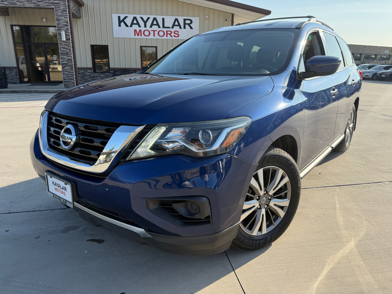 Nissan Pathfinder S 2WD 2019
