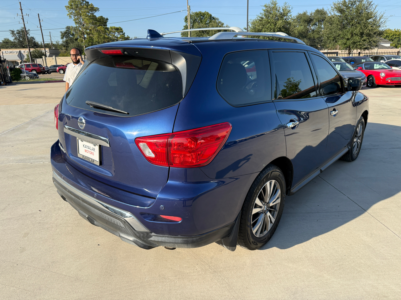 Nissan Pathfinder S 2WD 2019