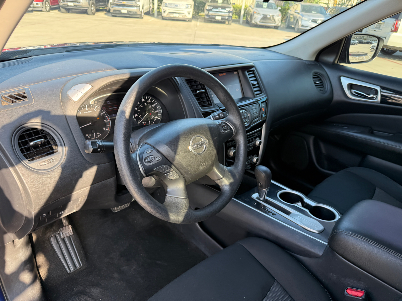 Nissan Pathfinder S 2WD 2019