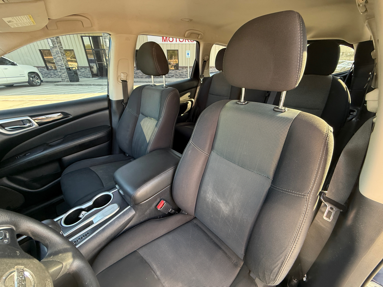 Nissan Pathfinder S 2WD 2019