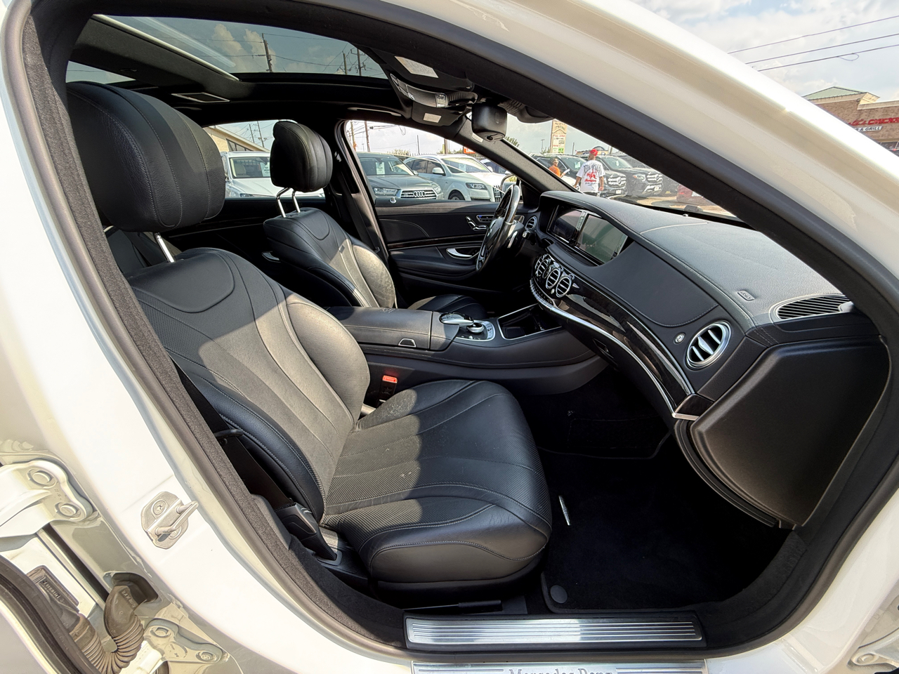 Mercedes-Benz S-Class S550 4MATIC 2015