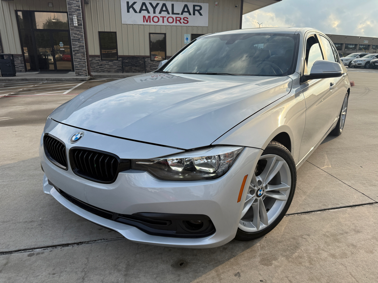 BMW 3-Series 320i Sedan 2016