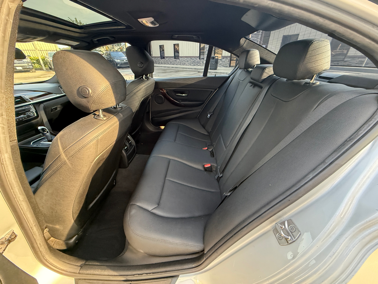 BMW 3-Series 320i Sedan 2016