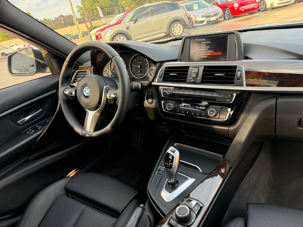 BMW 3-Series 320i Sedan 2016