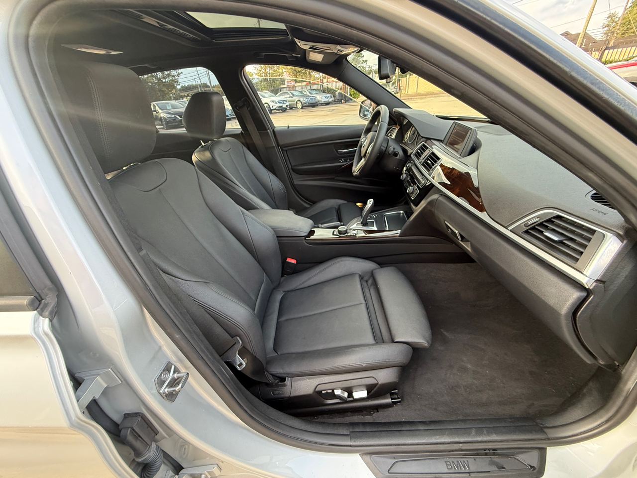 BMW 3-Series 320i Sedan 2016