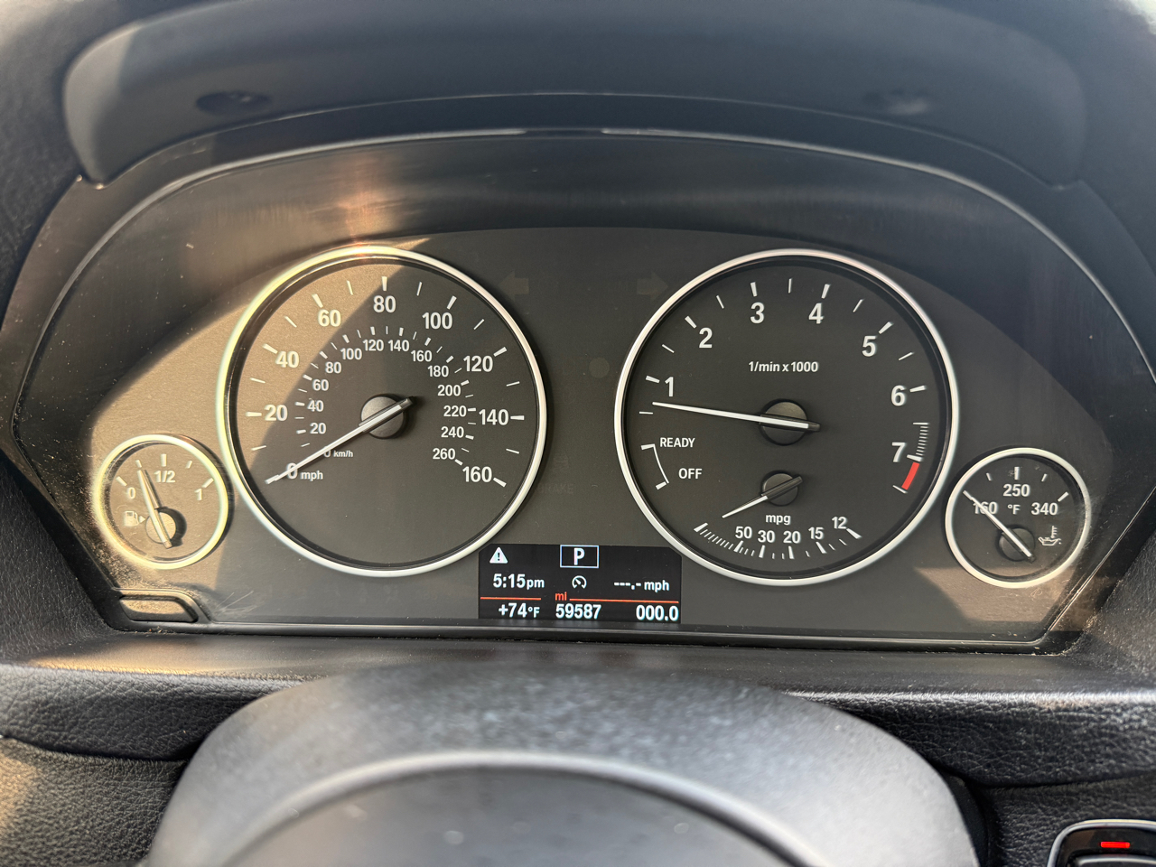 BMW 3-Series 320i Sedan 2016