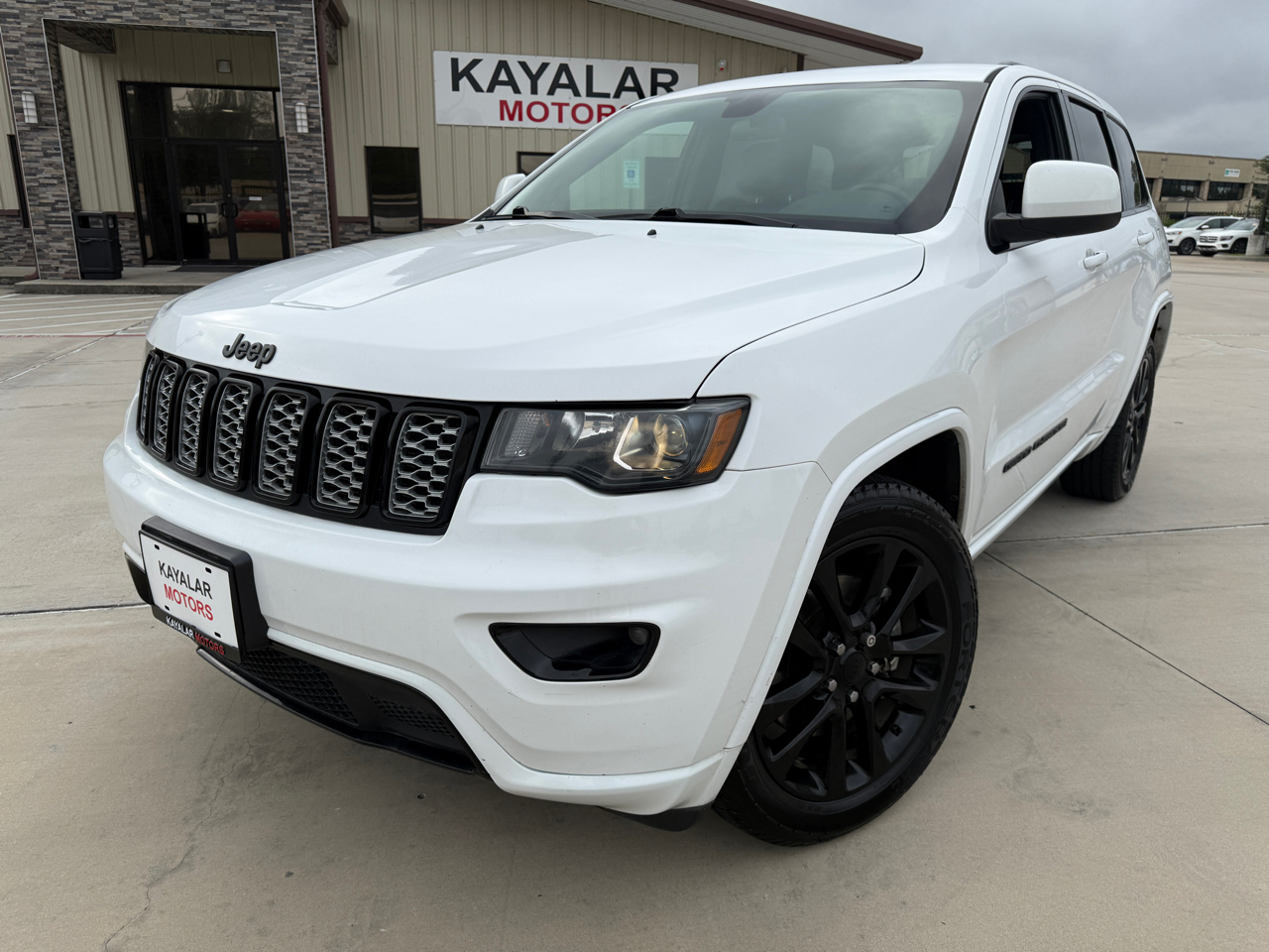 Jeep Grand Cherokee Laredo E 2WD 2021