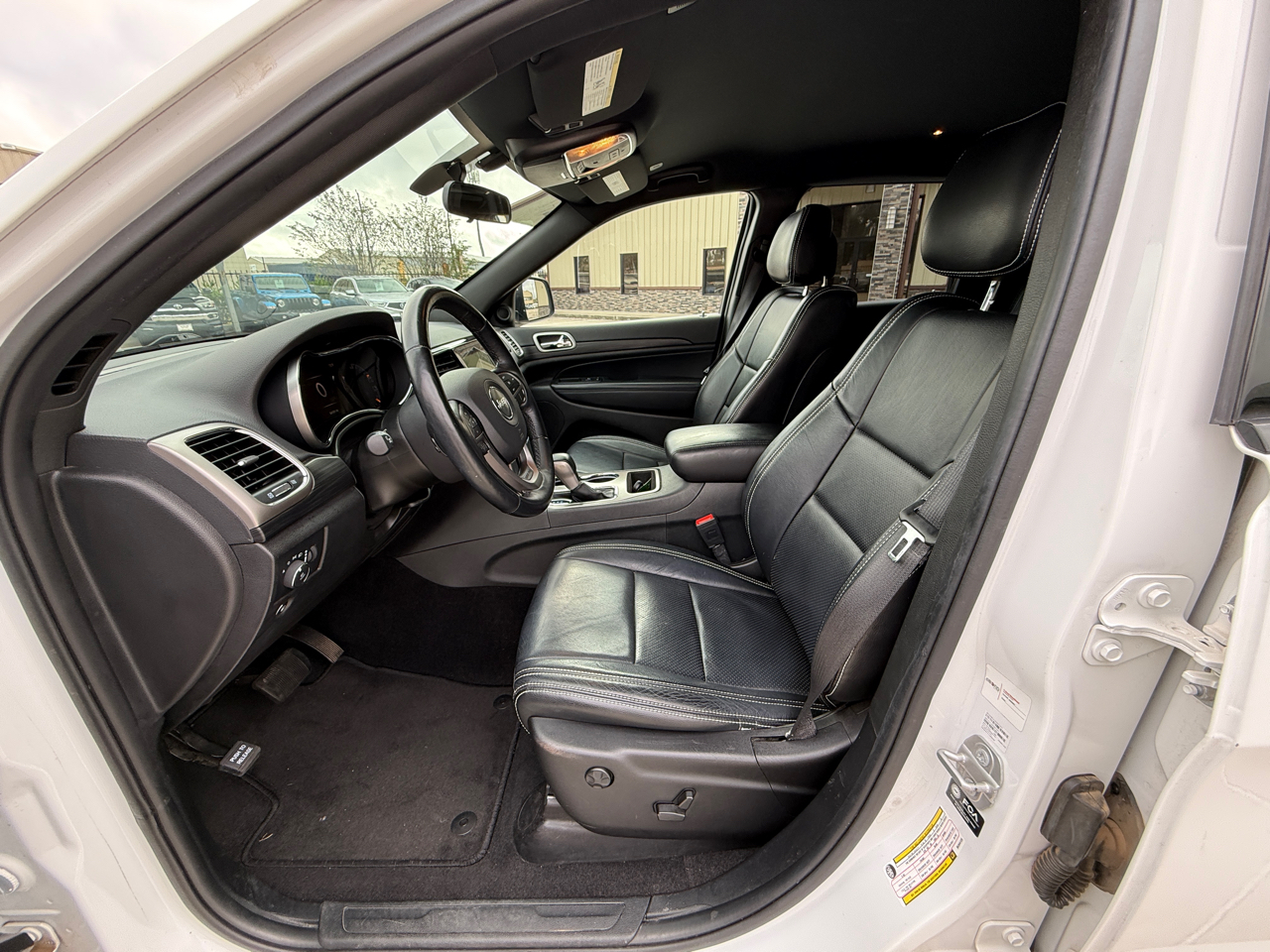 Jeep Grand Cherokee Laredo E 2WD 2021