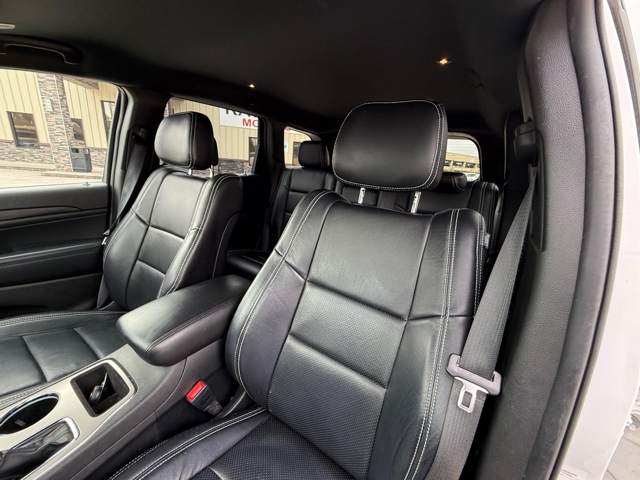 Jeep Grand Cherokee Laredo E 2WD 2021