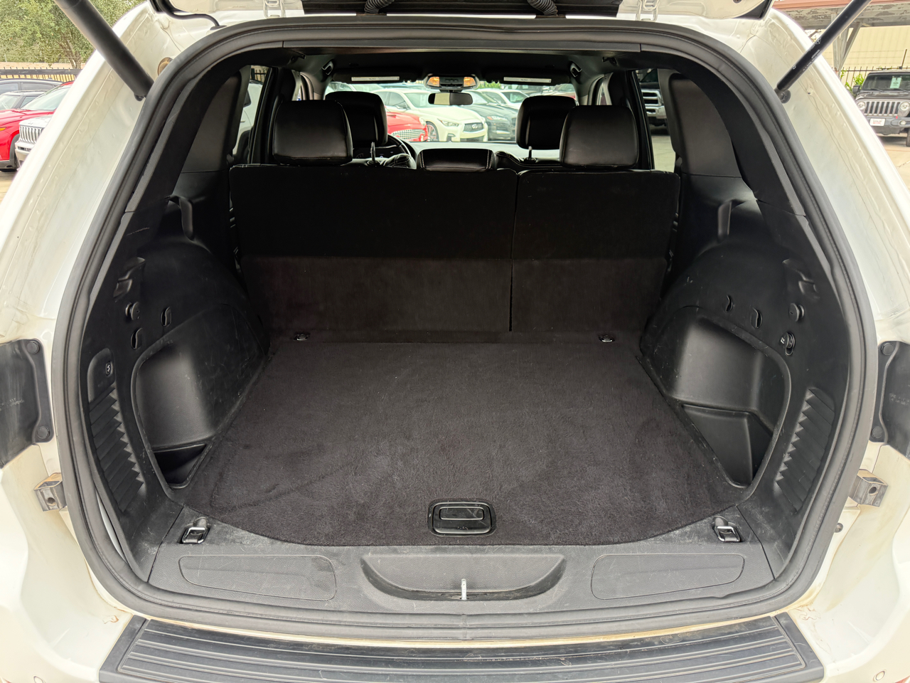 Jeep Grand Cherokee Laredo E 2WD 2021