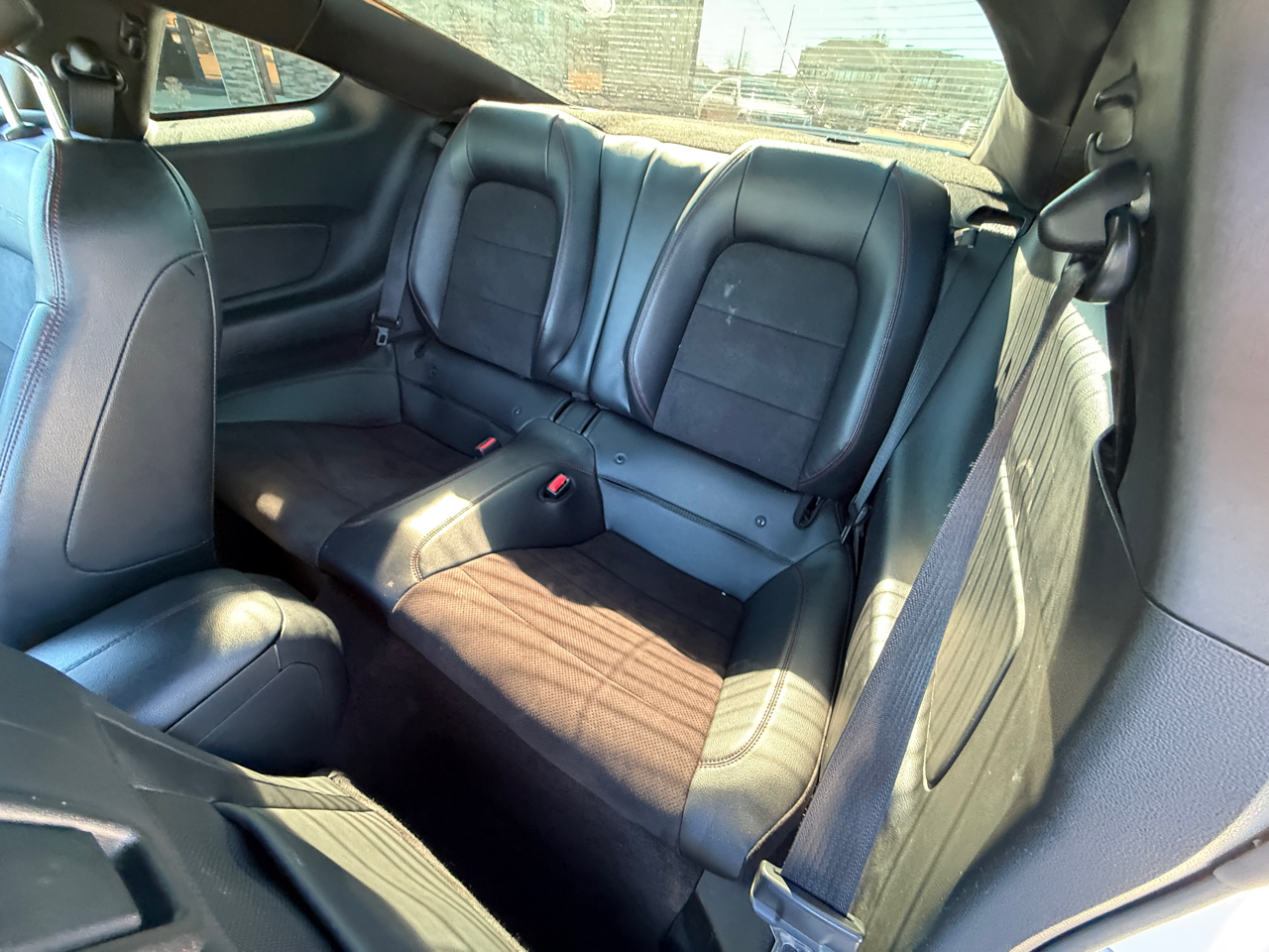 Ford Mustang GT Premium Coupe 2017