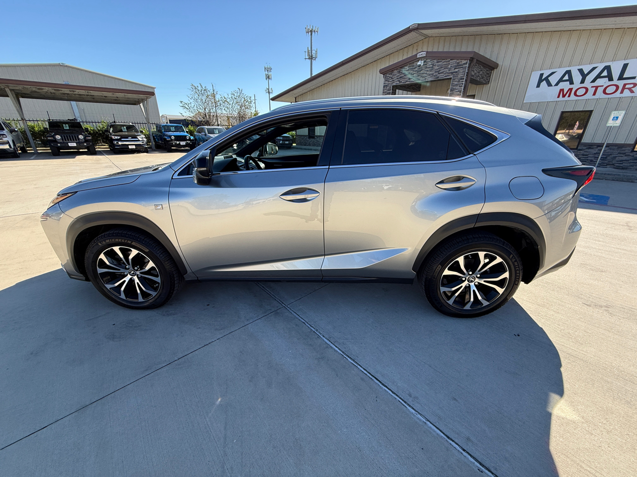 Lexus NX 200t AWD 2017