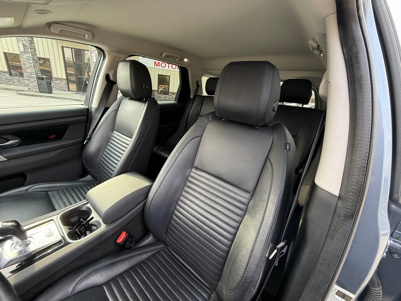 Land Rover Discovery Sport SE 2021