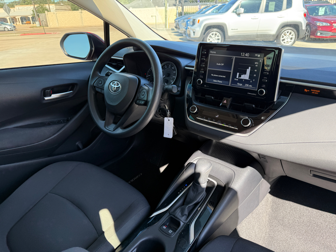 Toyota Corolla LE 2021