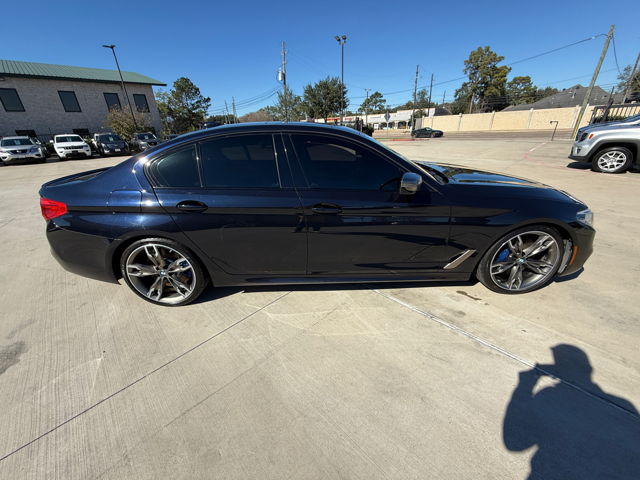 BMW 5-Series M550i xDrive 2020