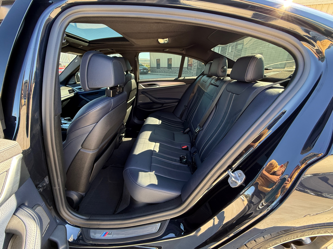 BMW 5-Series M550i xDrive 2020