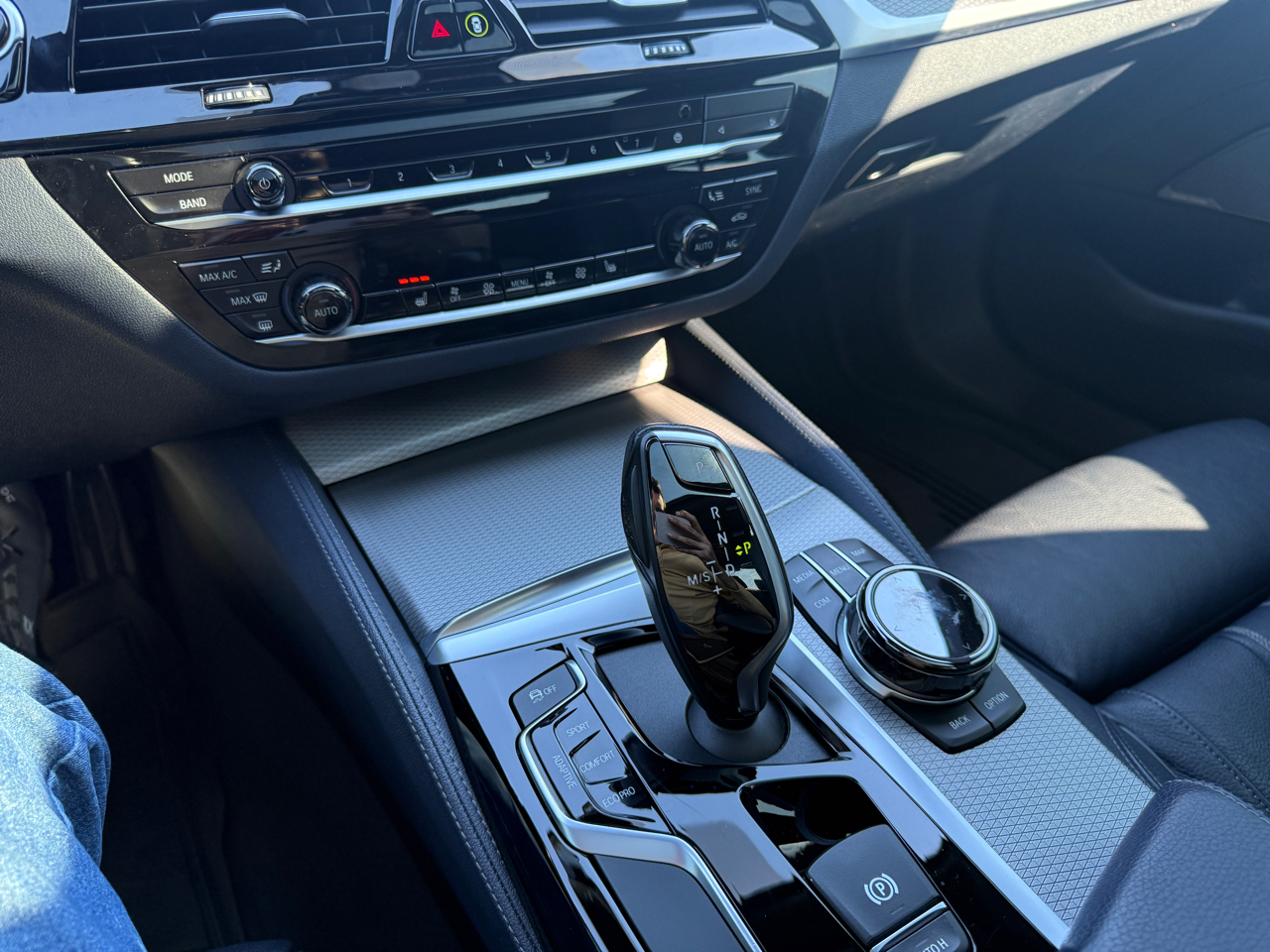 BMW 5-Series M550i xDrive 2020