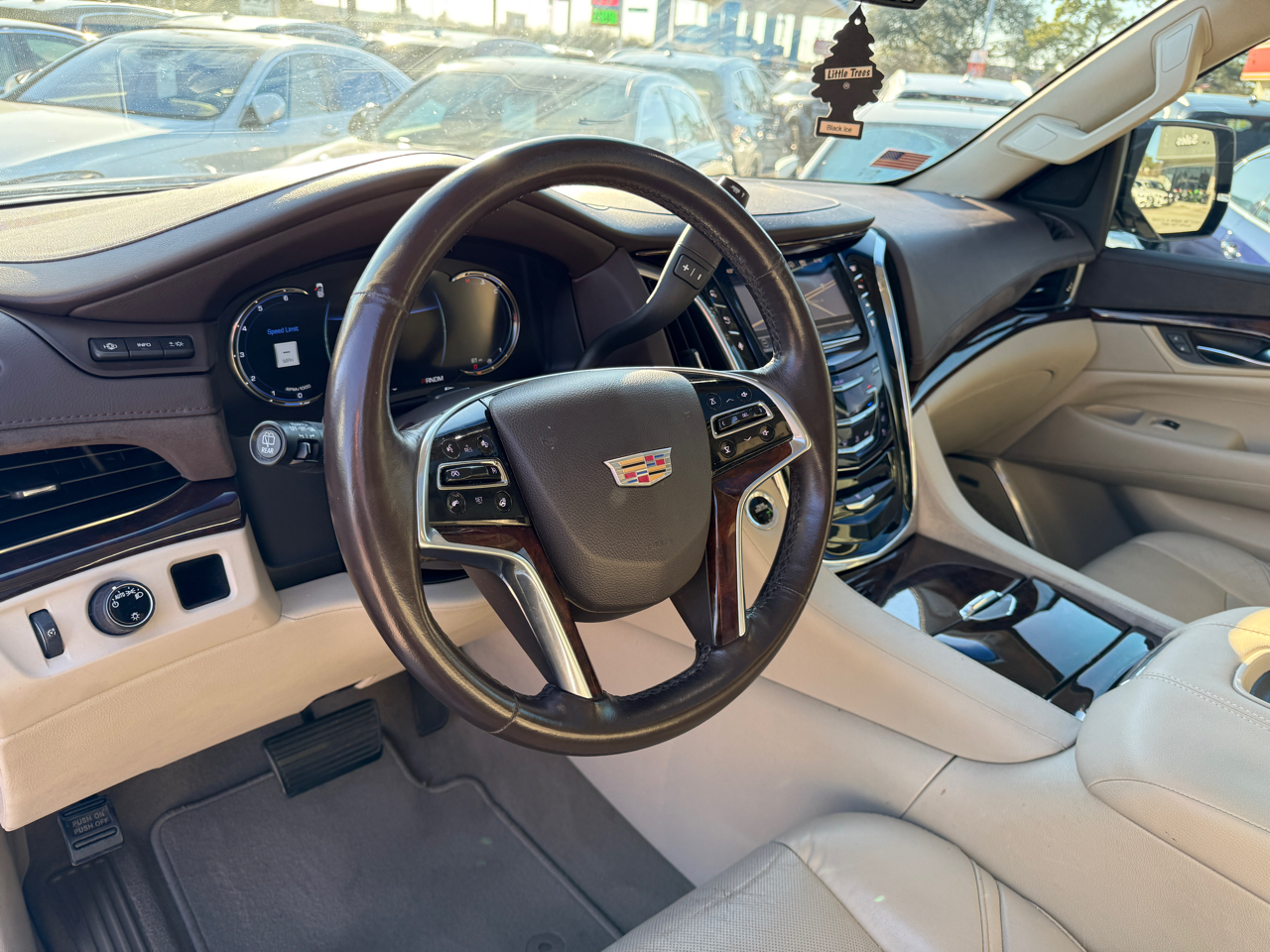 Cadillac Escalade 2WD 4dr Luxury Collection 2016