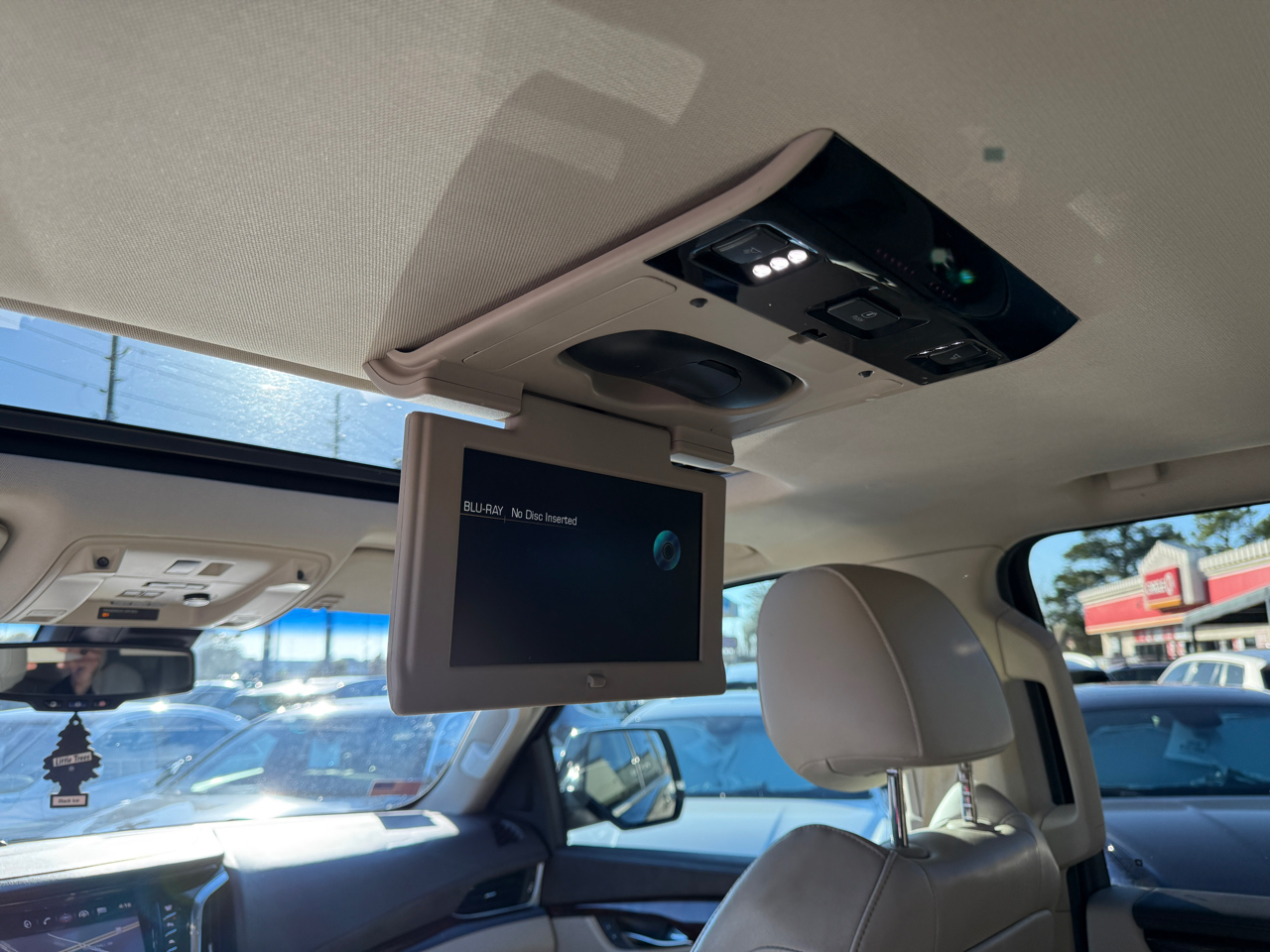 Cadillac Escalade 2WD 4dr Luxury Collection 2016