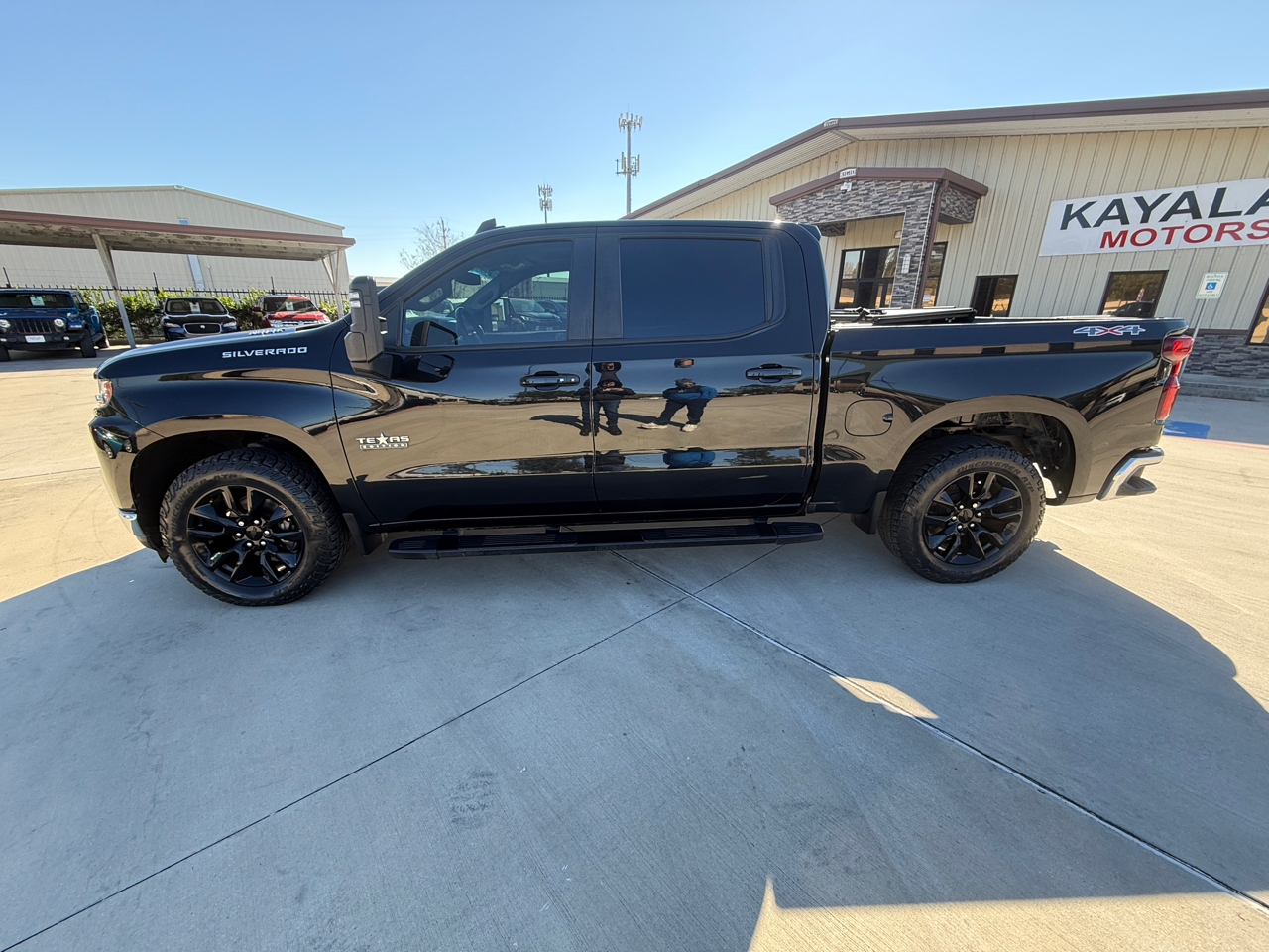 Chevrolet Silverado 1500 1LT Crew Cab 4WD 2020