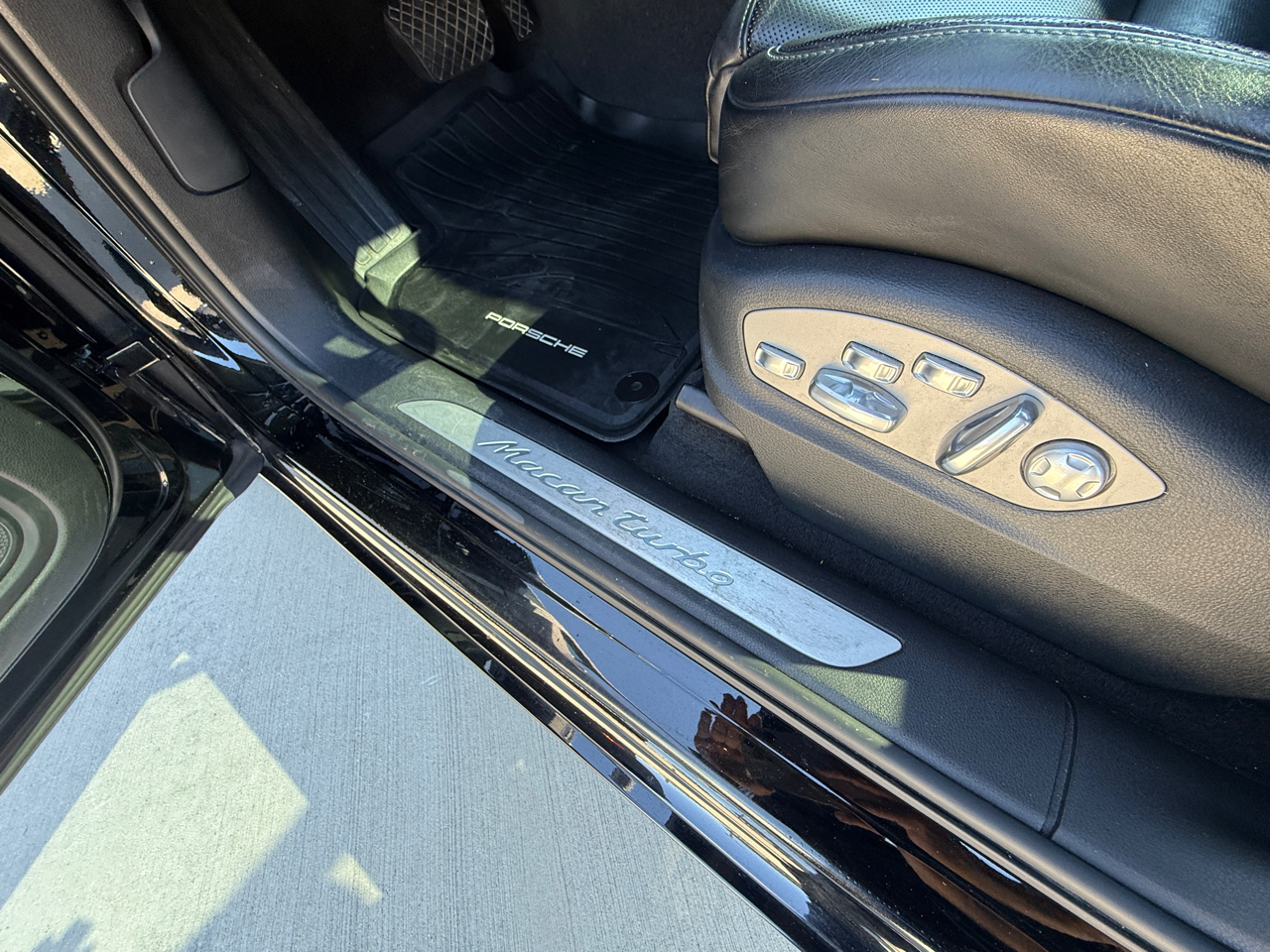 Porsche Macan Turbo 2015