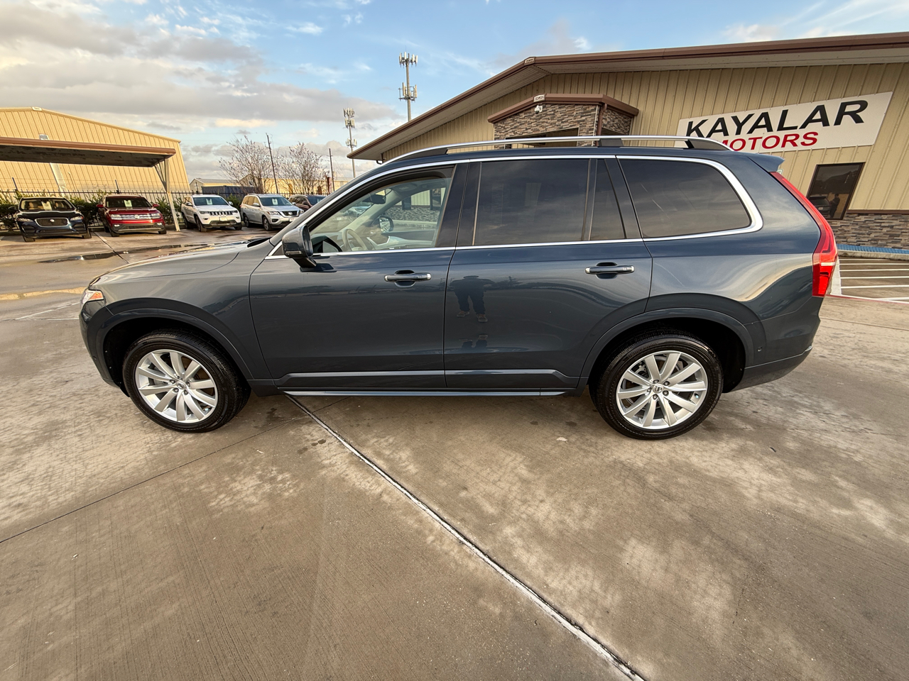 Volvo XC90 T5 Momentum 2018