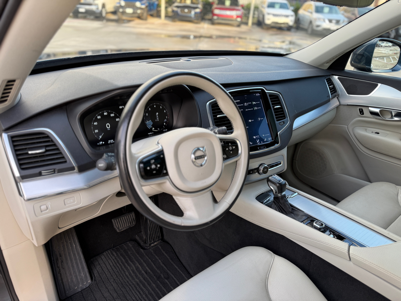 Volvo XC90 T5 Momentum 2018