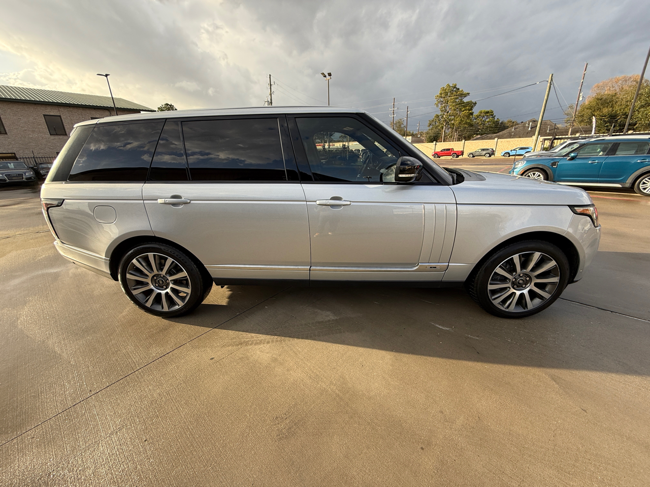 Land Rover Range Rover 4WD 4dr Supercharged Autobiography LWB 2016