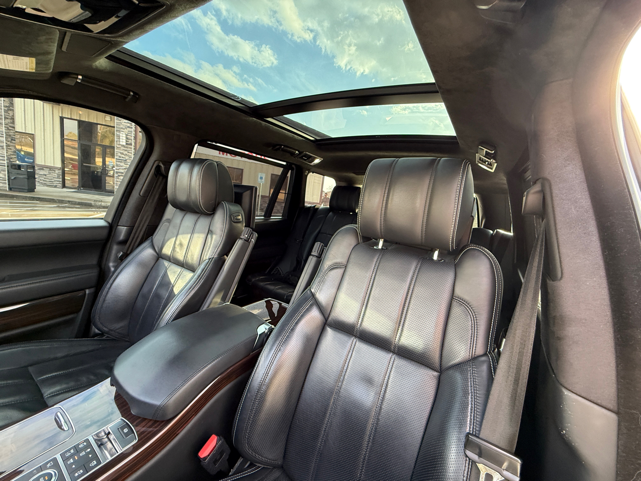 Land Rover Range Rover 4WD 4dr Supercharged Autobiography LWB 2016