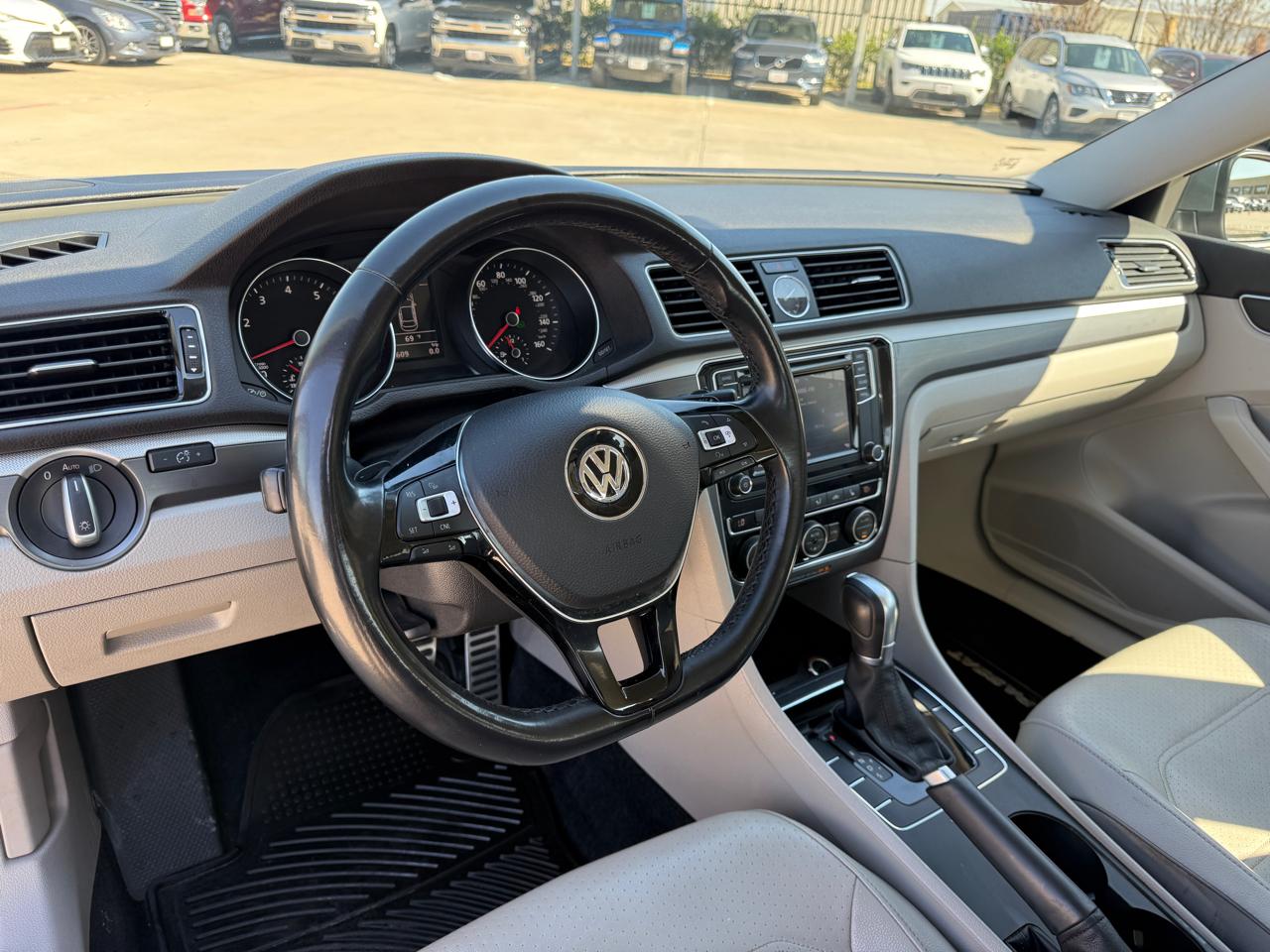 Volkswagen Passat R-Line 2017