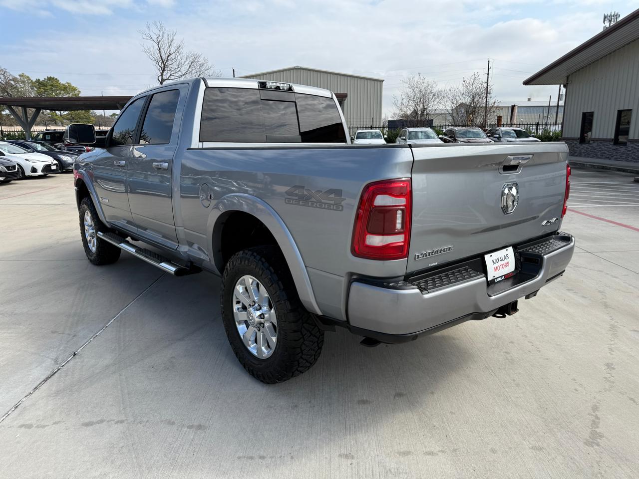 RAM 2500 Laramie Crew Cab SWB 4WD 2020