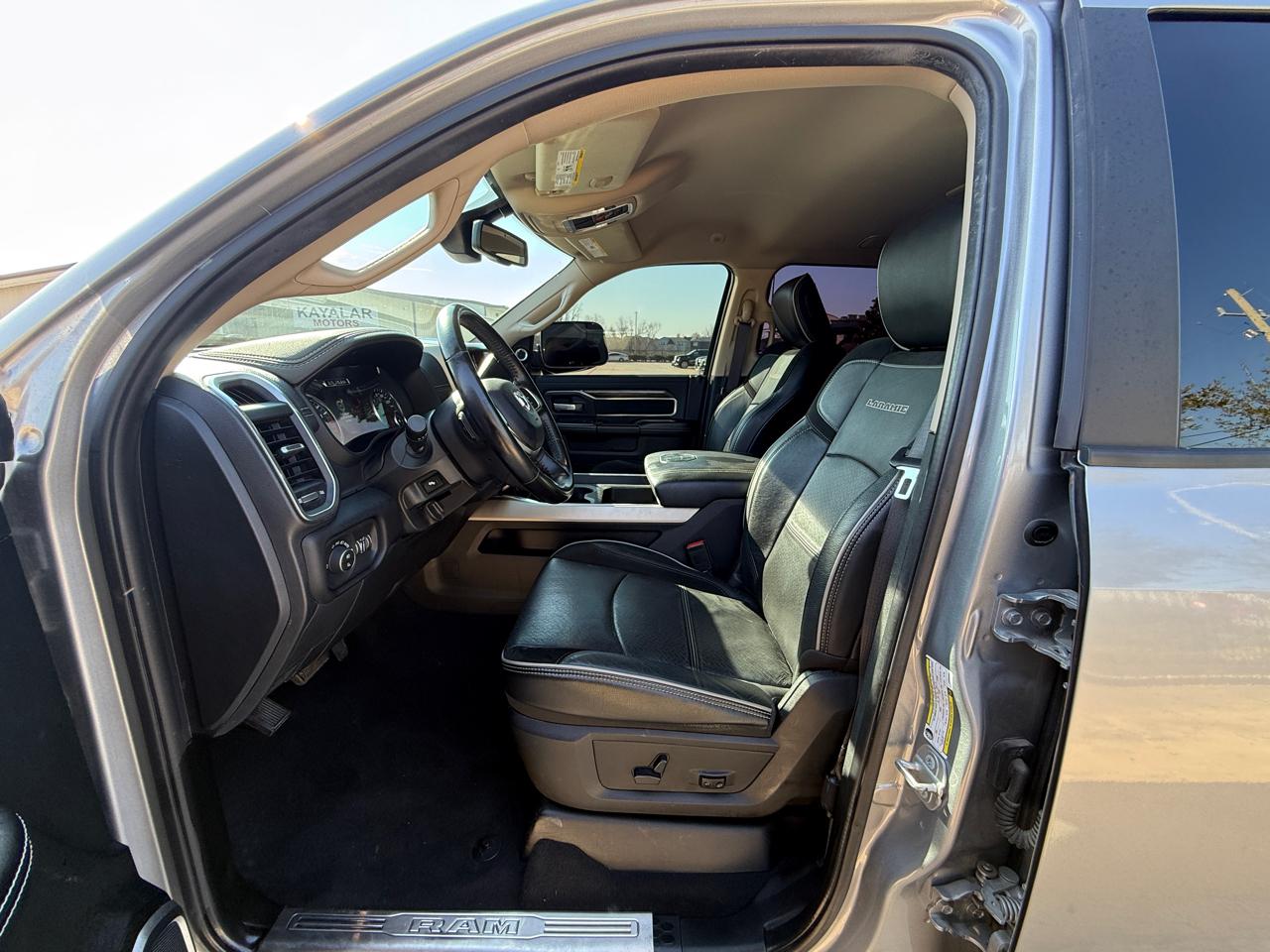 RAM 2500 Laramie Crew Cab SWB 4WD 2020