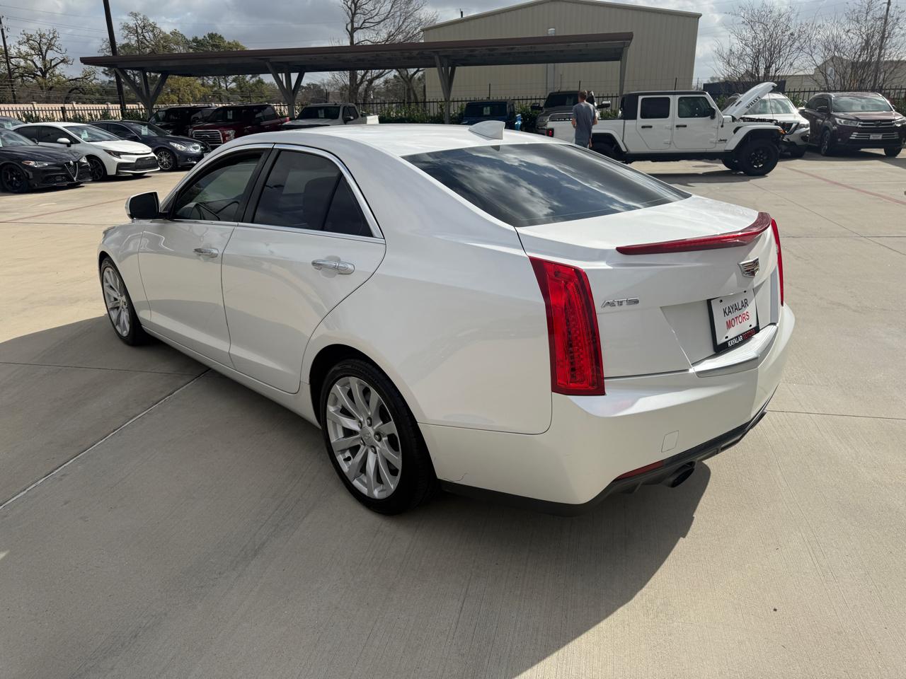 Cadillac ATS 2.0L Standard RWD 2017